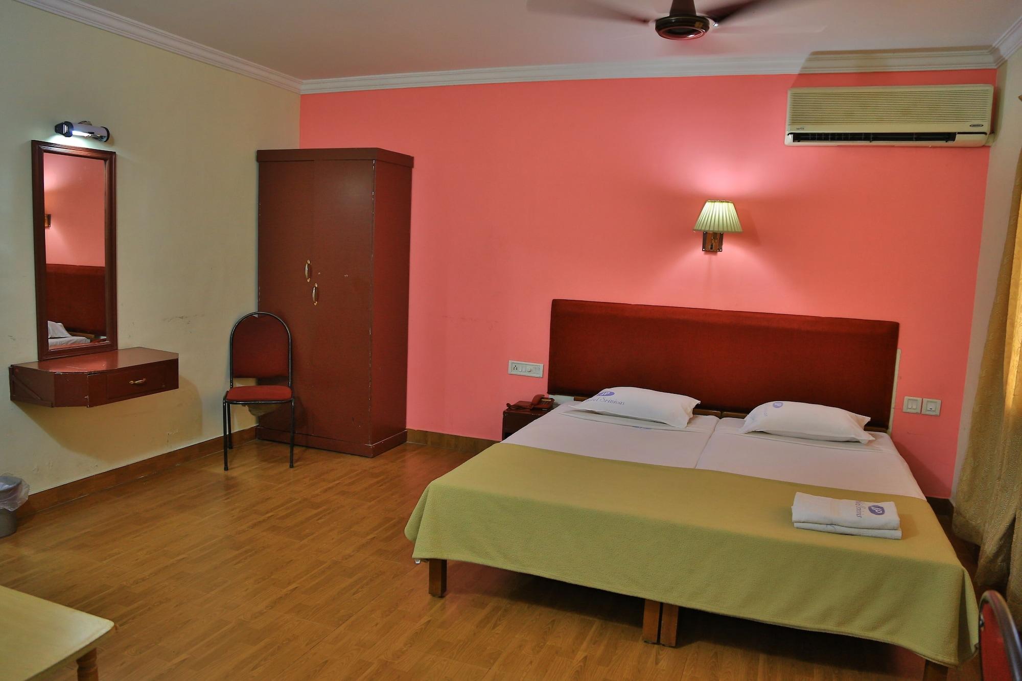 Hotel Srinivas Kochi Exterior photo