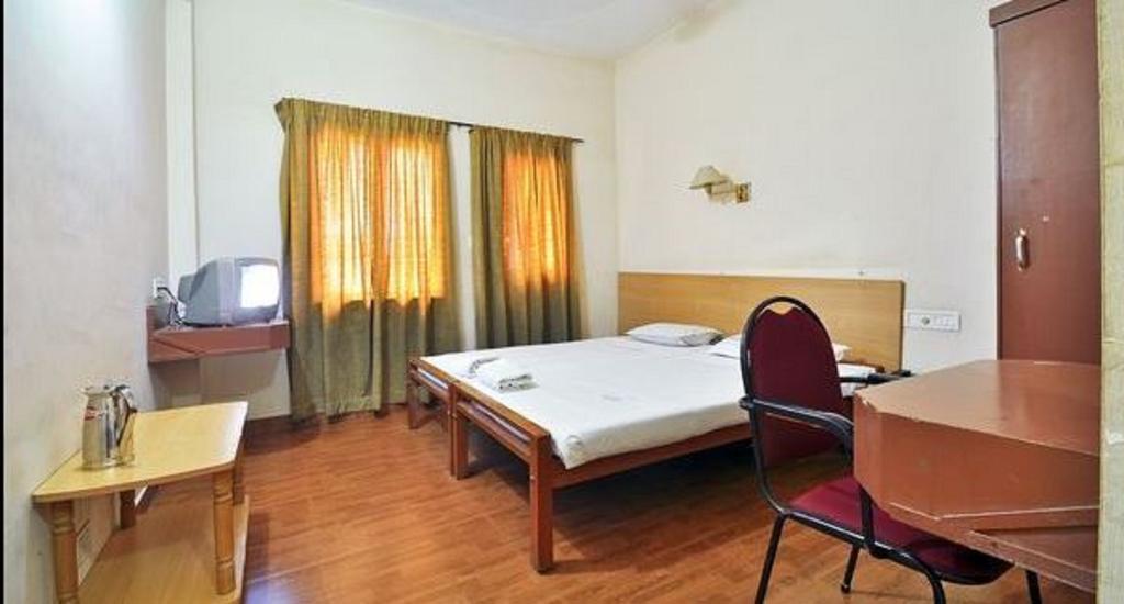 Hotel Srinivas Kochi Exterior photo