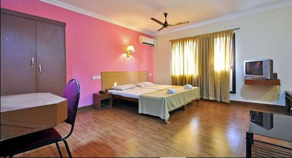 Hotel Srinivas Kochi Exterior photo