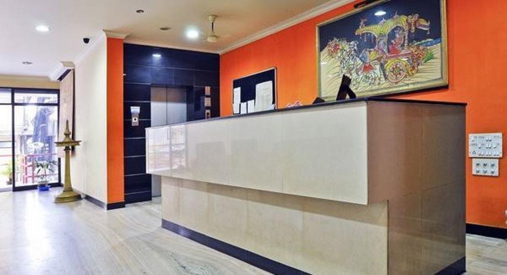Hotel Srinivas Kochi Exterior photo